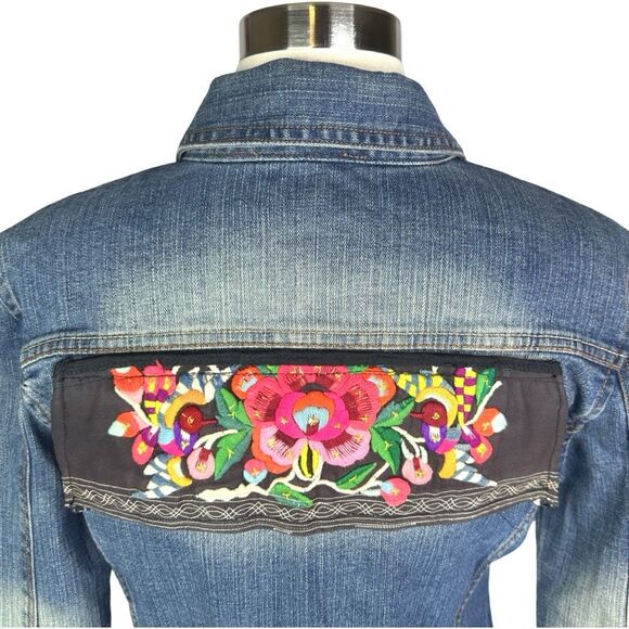 Vintage Y2K SouthPole Embroidered Jean Jacket - Size Medium - Picture 3 of 10